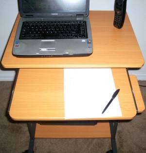 http://www.1-computerdesks.com/5806_RB_top.jpg