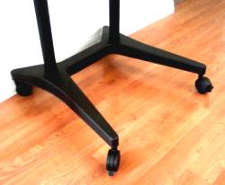  CUZZI plasma cart with 3 inch casters
